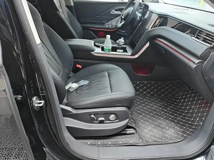Hongqi Hongqi HS7 PHEV — миниатюра 8