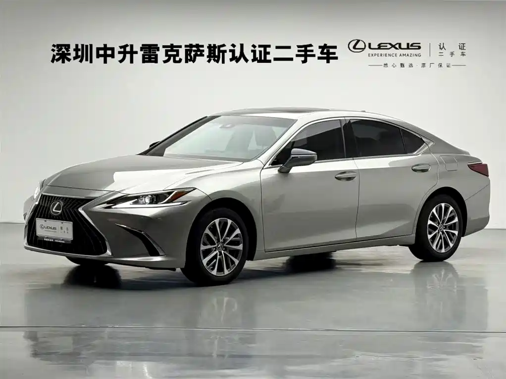 Lexus ES 2023