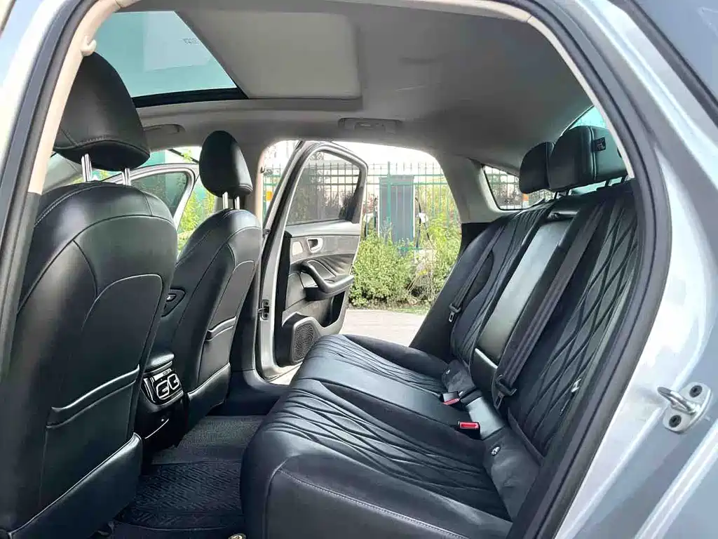 Roewe D7 — миниатюра 11