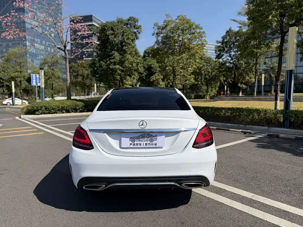 Mercedes-Benz C-Class — миниатюра 7