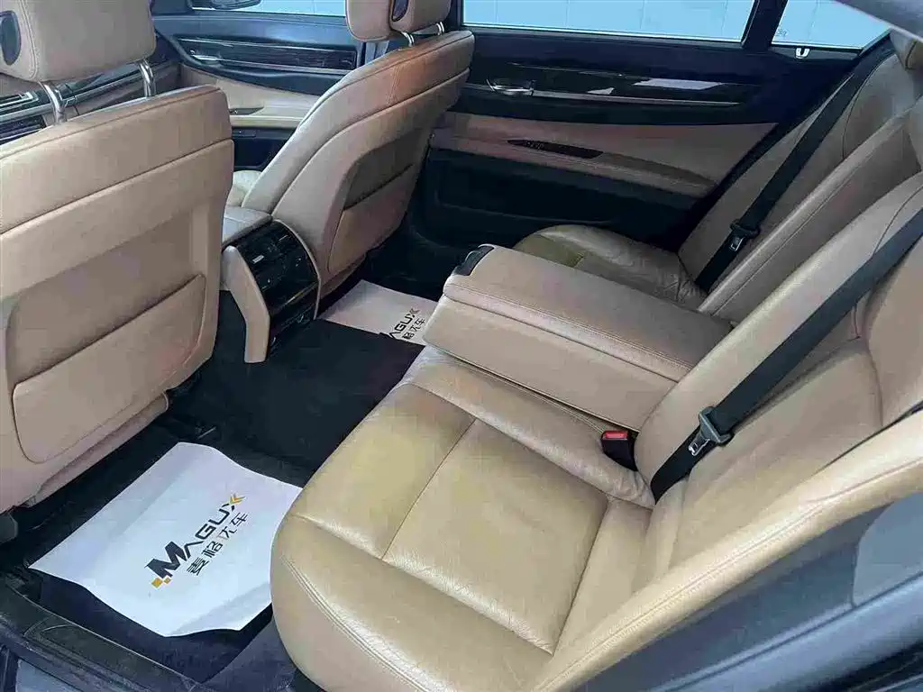BMW 7 Series 7 2011 730Li Elegant