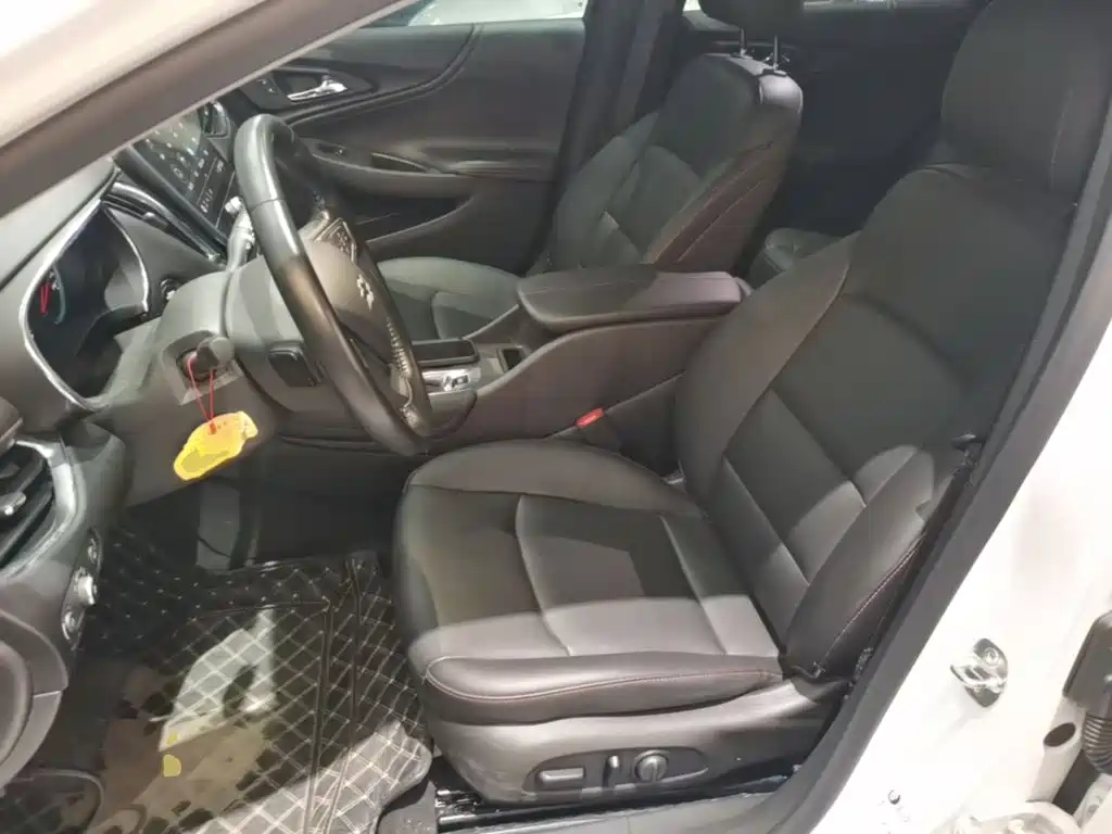 Chevrolet Malibu XL — миниатюра 15