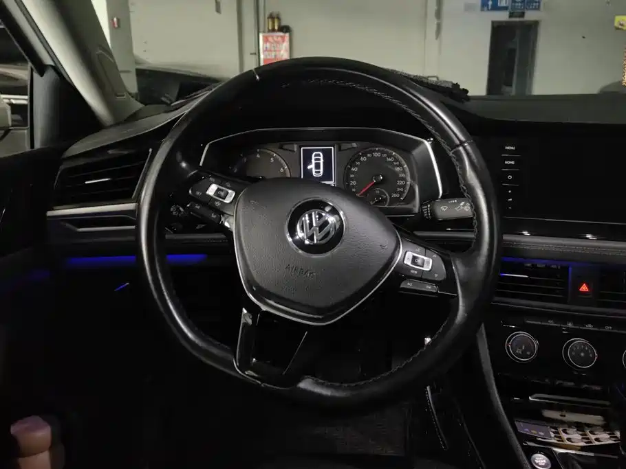 Volkswagen Sagitar — миниатюра 15
