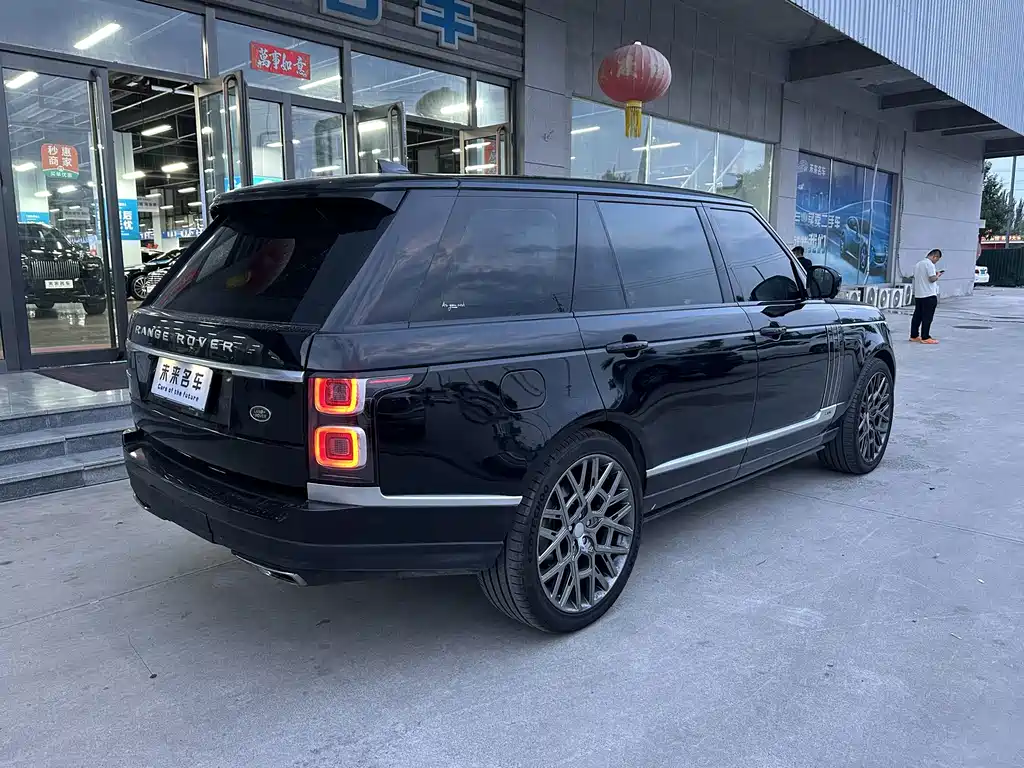 Land Rover Range Rover — миниатюра 9