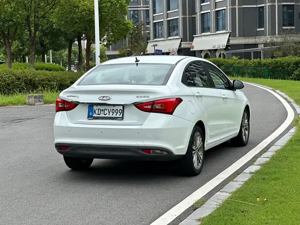 Chery Arrizo 5 — миниатюра 17