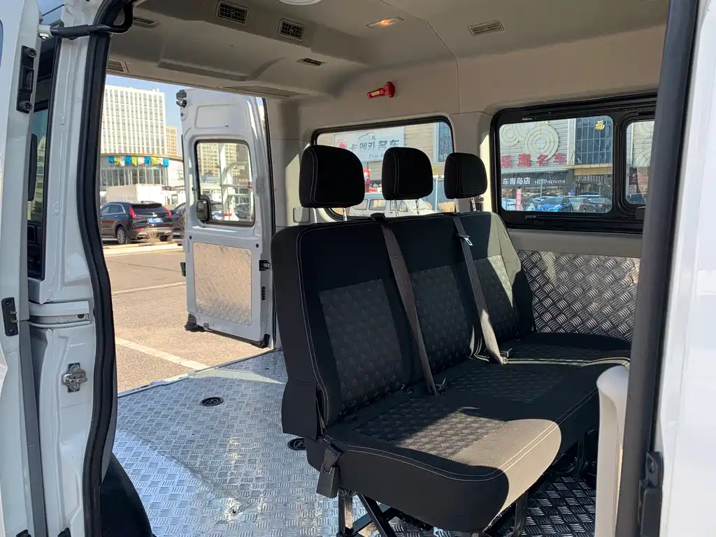 SAIC MAXUS XINTU V80