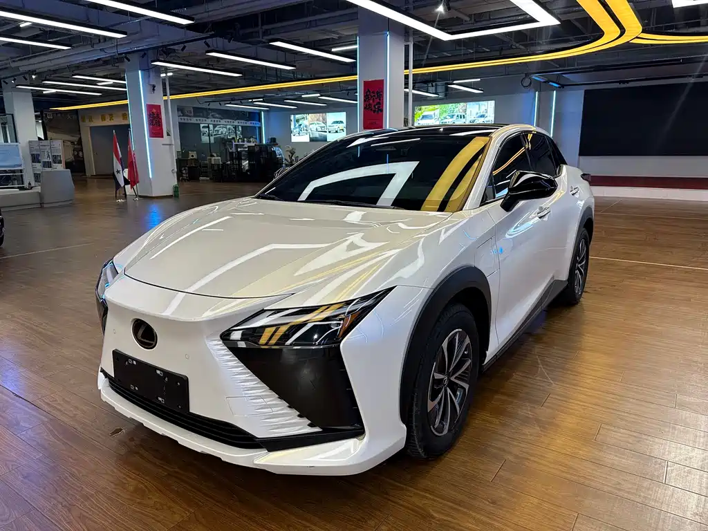 LEXUS RZ