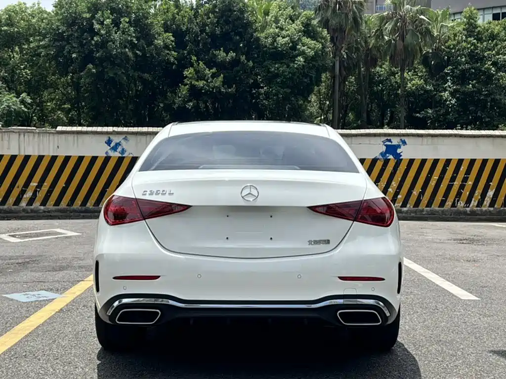 Mercedes-Benz C-Class — миниатюра 10