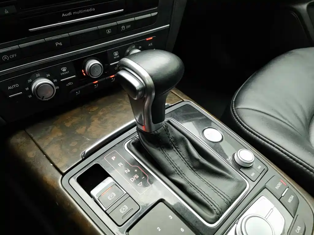 Audi A6L — миниатюра 13