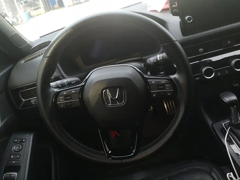 Honda Civic 2024 Белый из Китая, фото 2