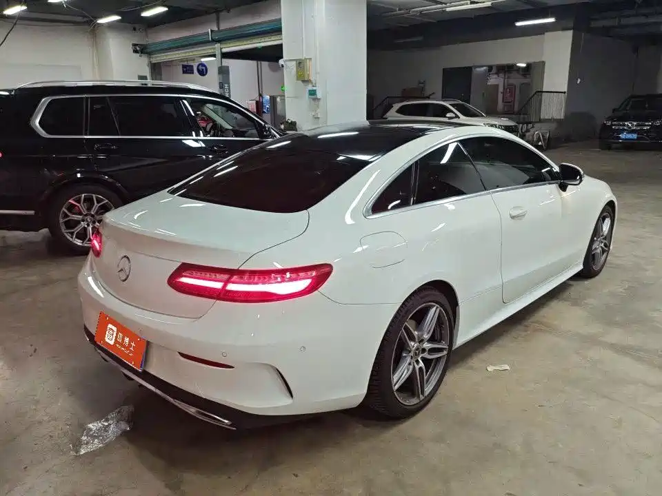 Mercedes-Benz E-Class (Import) — миниатюра 3