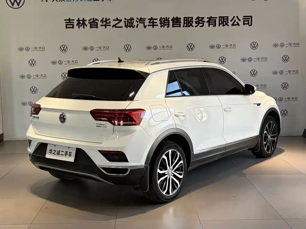 Volkswagen T-Roc — миниатюра 4