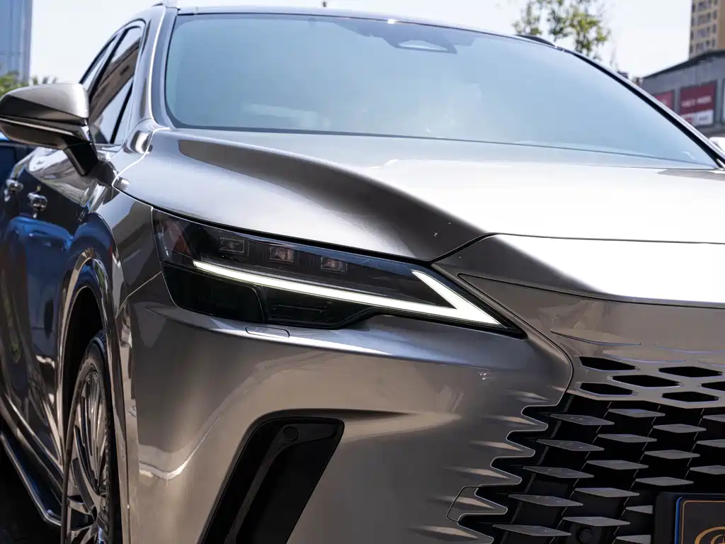 Lexus RX — миниатюра 6