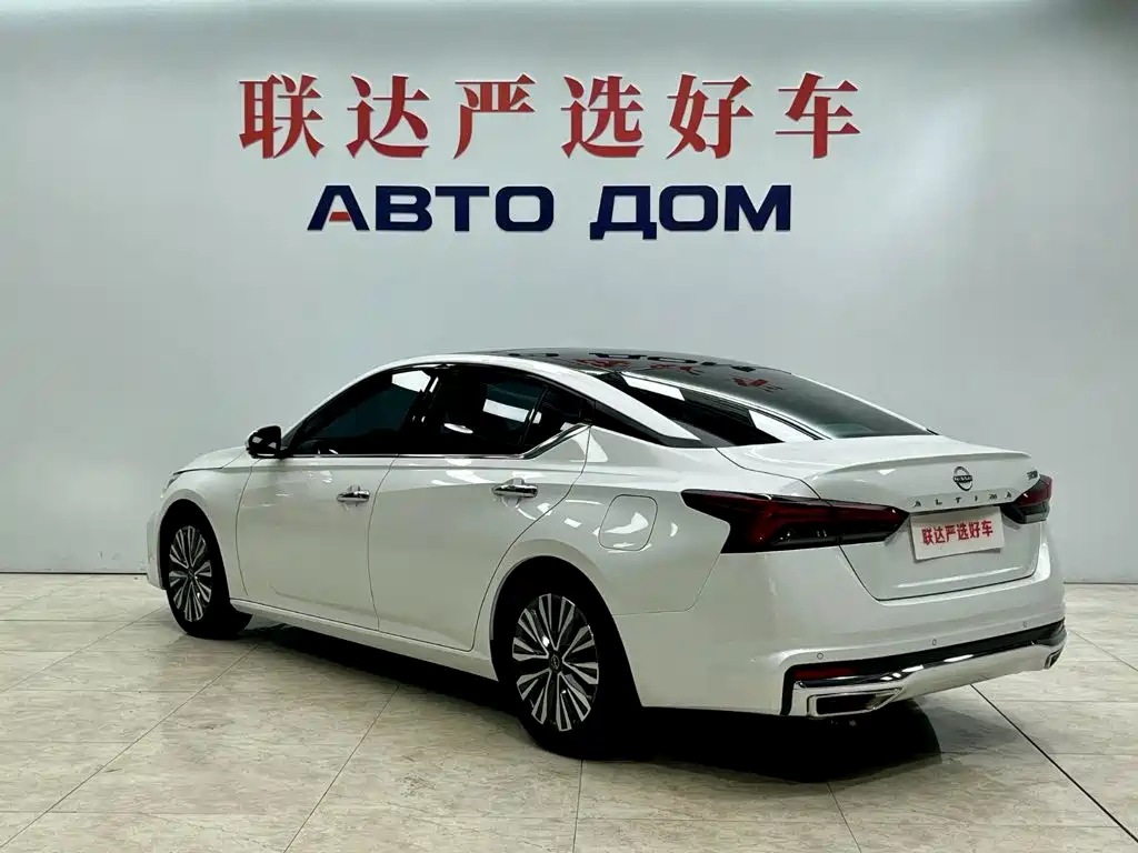Nissan Teana — миниатюра 4