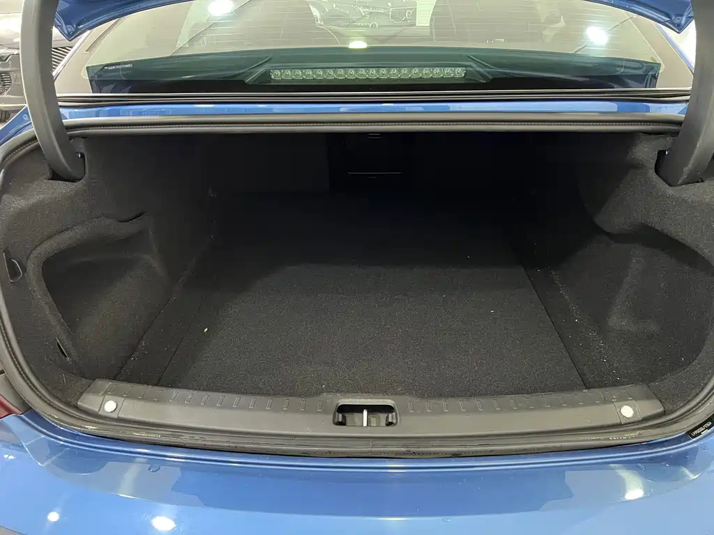 Volvo S90 — миниатюра 15
