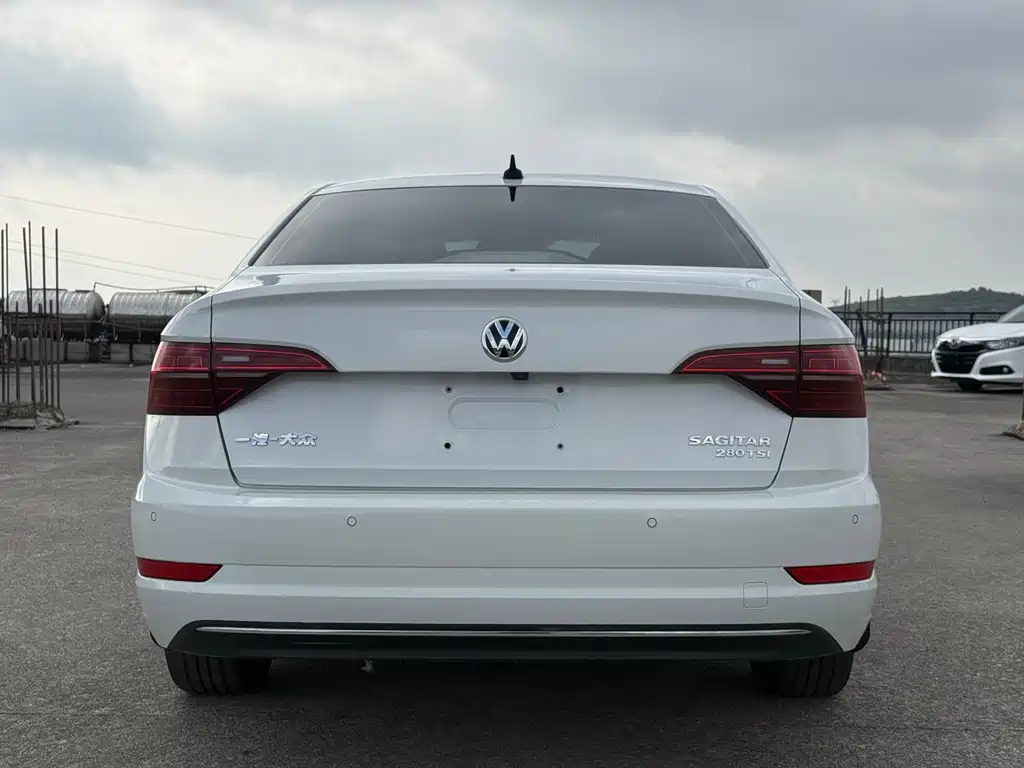 Volkswagen Sagitar — миниатюра 14