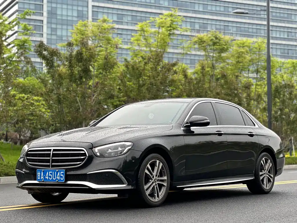 Mercedes-Benz E-Class 2021