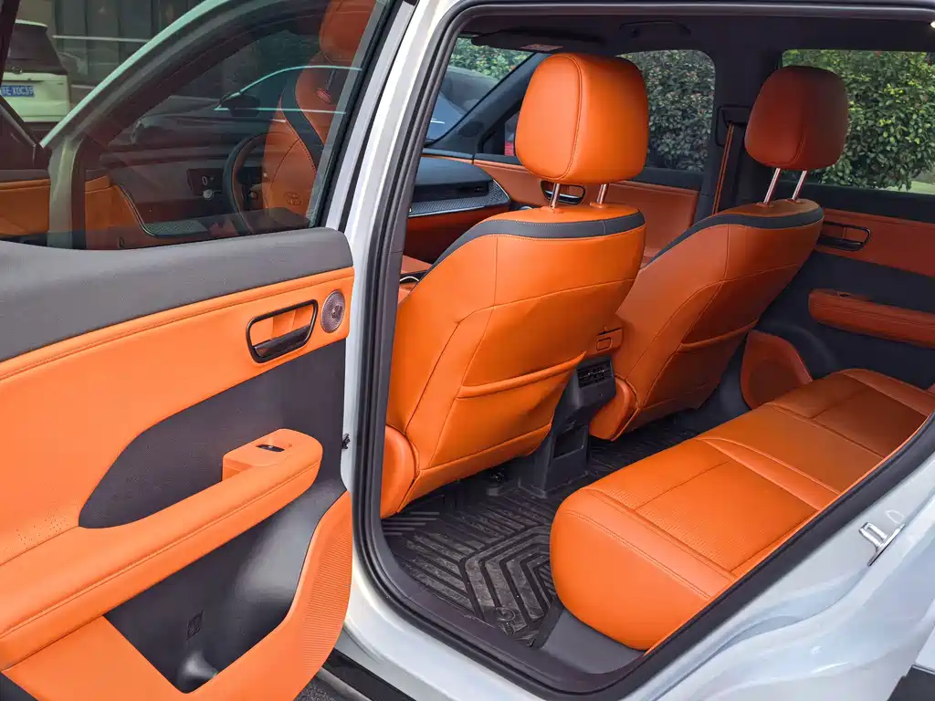 TOYOTA PLATINUM WISDOM 3X