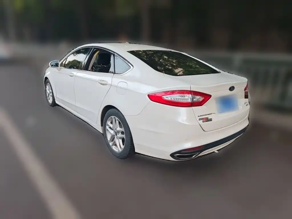Ford Mondeo — миниатюра 4