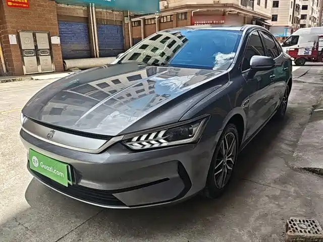 2022 BYD Qin