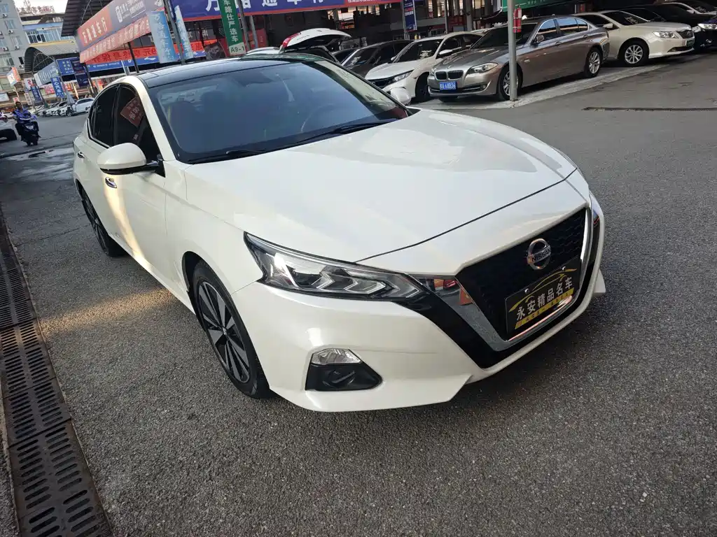 Nissan Teana — миниатюра 3