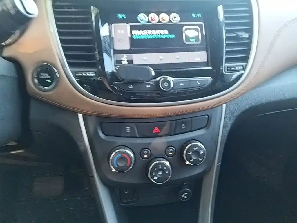 Chevrolet Trax — миниатюра 13