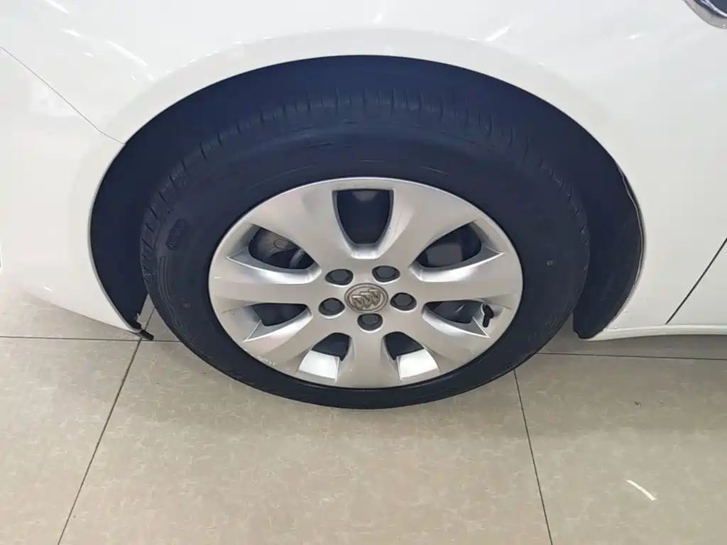 Buick Regal — миниатюра 23