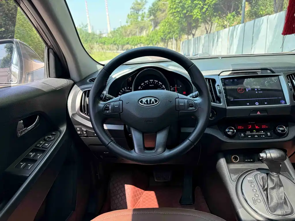 Kia Sportage — миниатюра 6