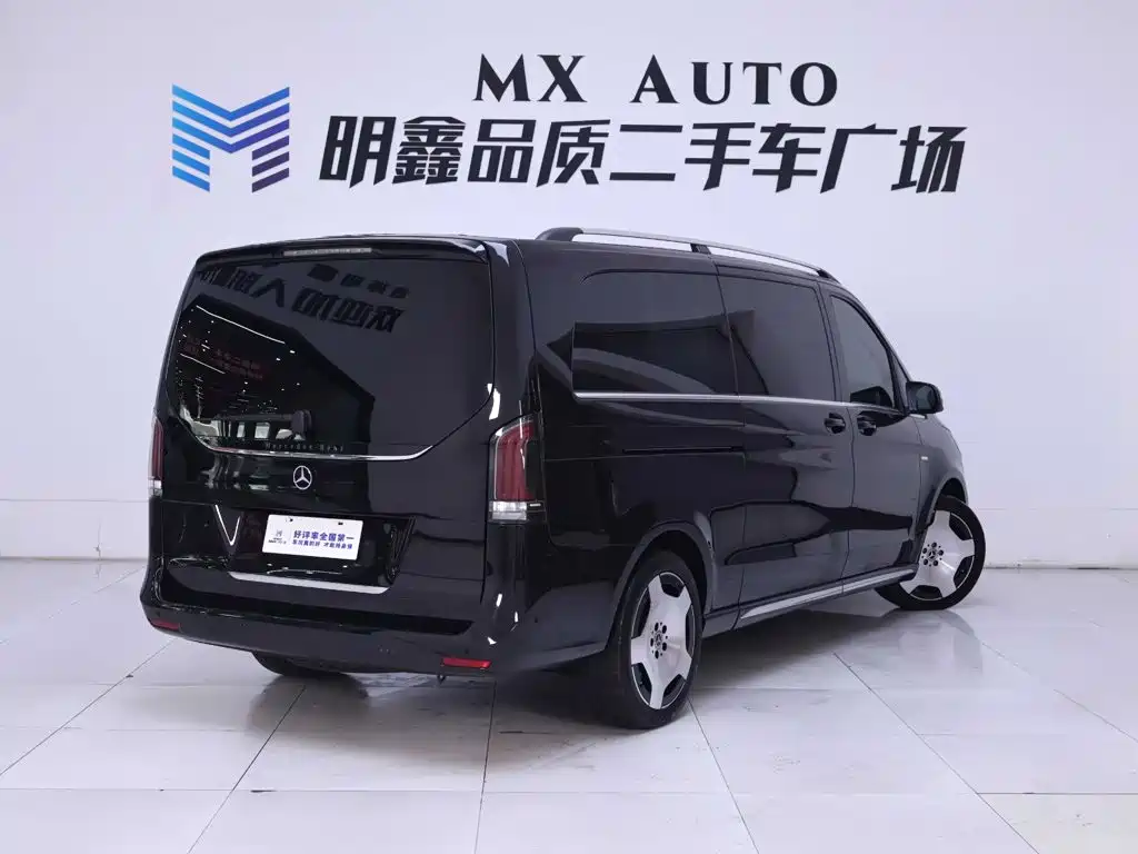 Mercedes-Benz V-Class — миниатюра 7