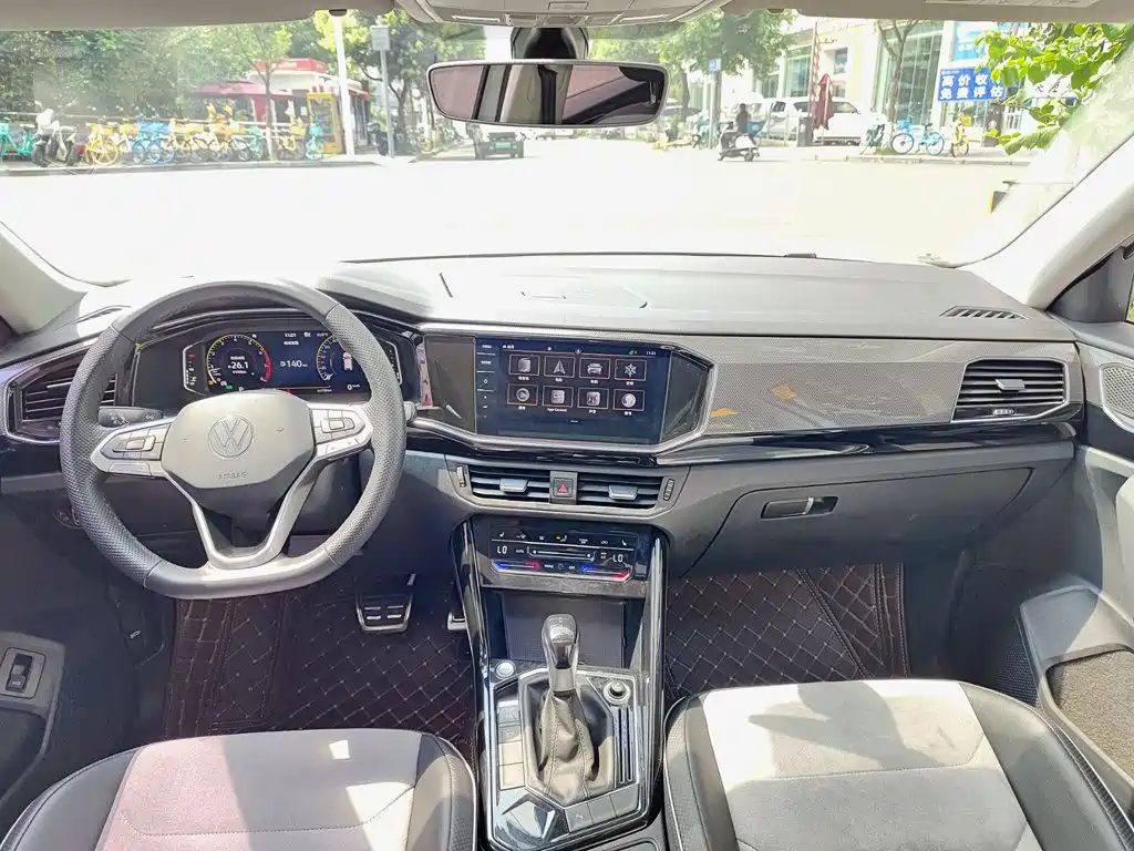 Volkswagen TayronX X 2020 330TSI Luxury Smart Connect