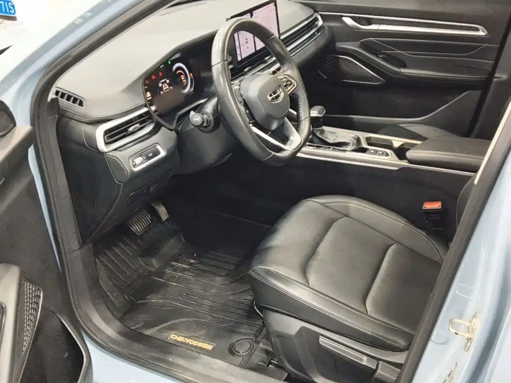 Geely Emgrand — миниатюра 15