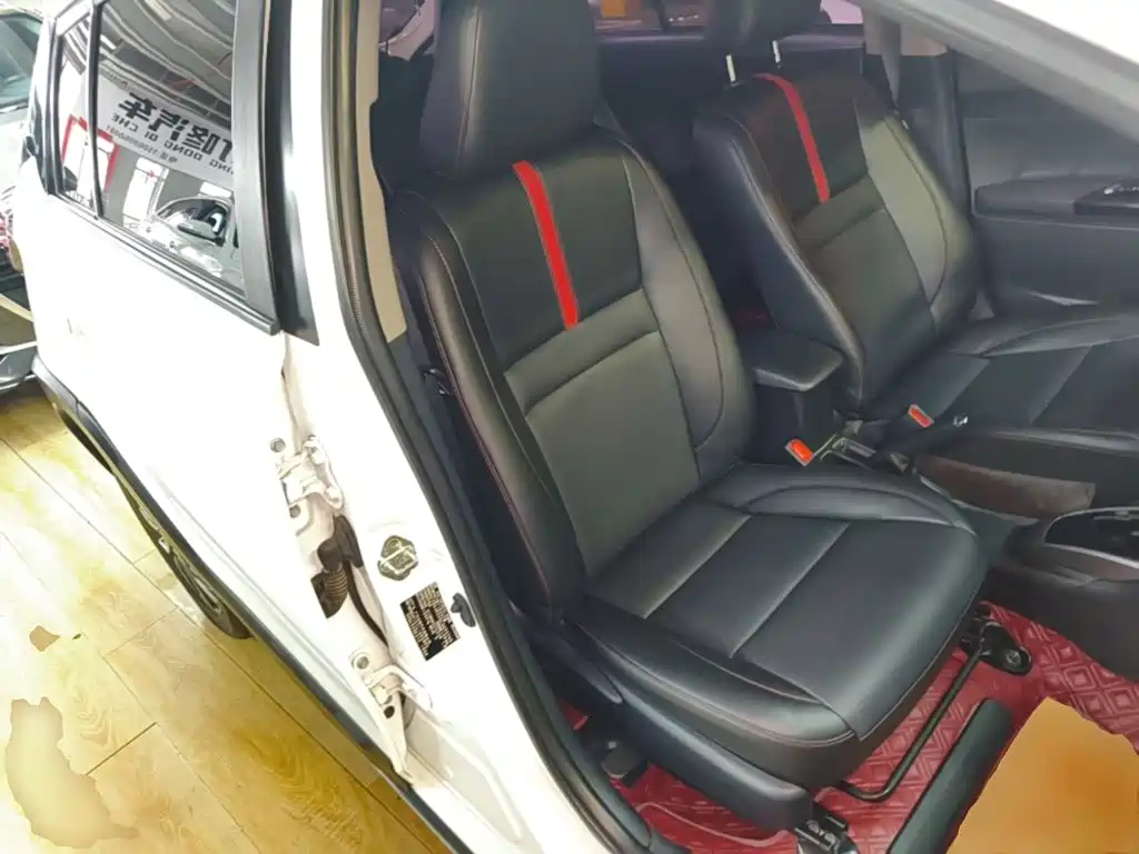 Toyota Yaris L — миниатюра 25