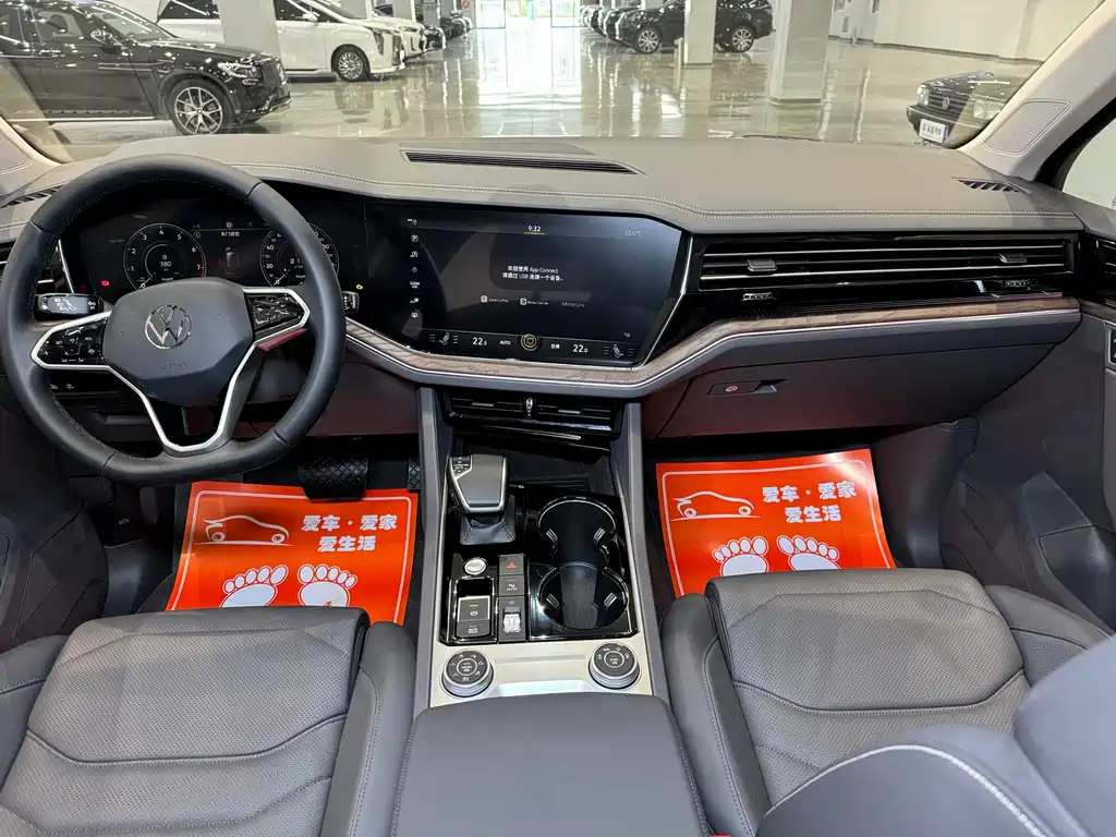 Volkswagen Touareg — миниатюра 10