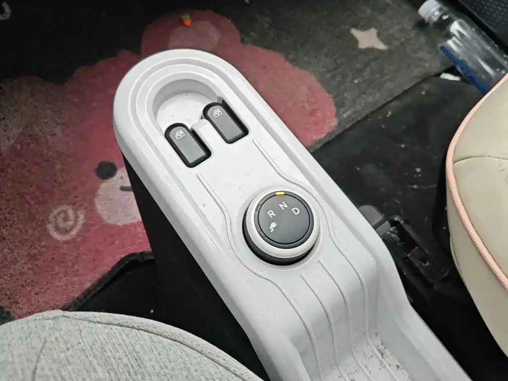 Wuling MINIEV — миниатюра 14