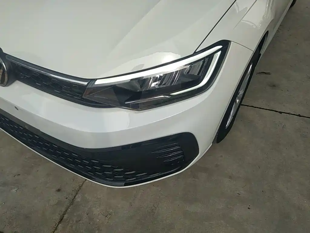 Volkswagen Lavida — миниатюра 24