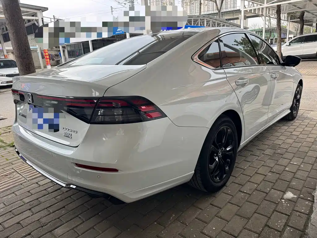 Honda Accord — миниатюра 10