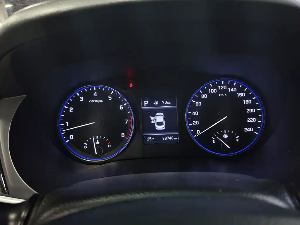 Hyundai Mistra — миниатюра 8