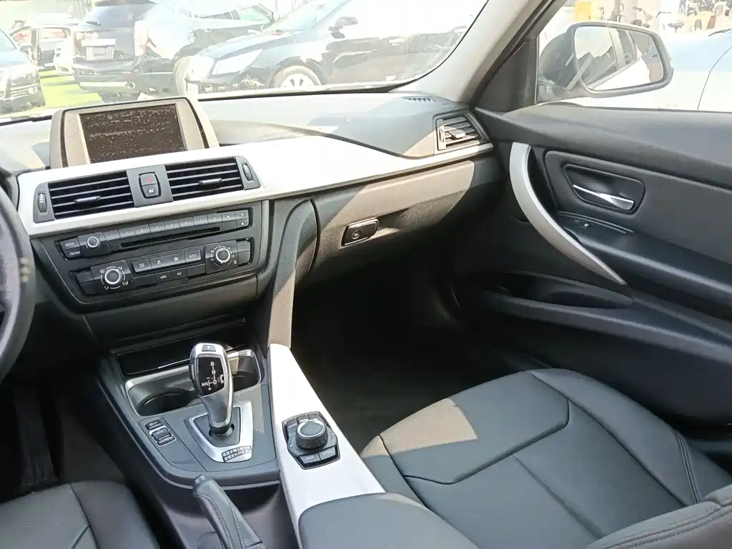 BMW 3 Series 3 2013 320i Fashion