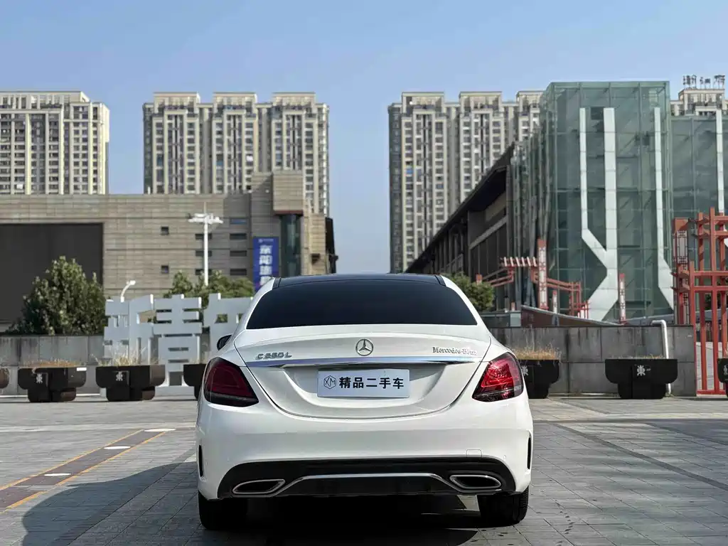 Mercedes-Benz C-Class — миниатюра 8