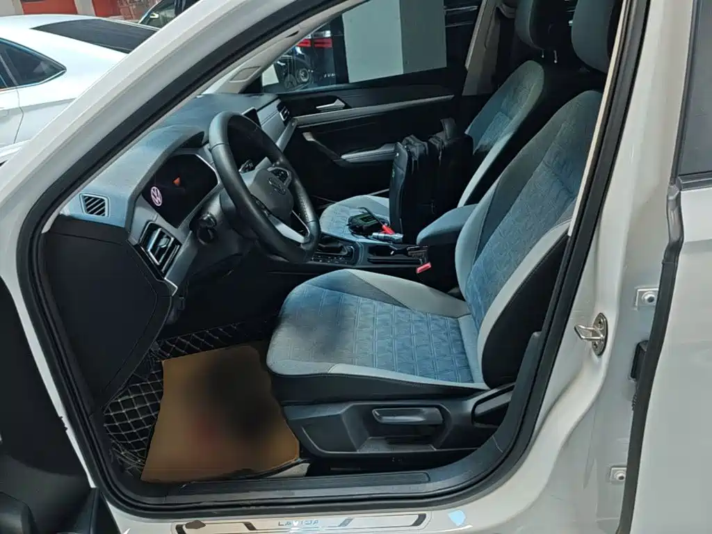 Volkswagen Lavida — миниатюра 15