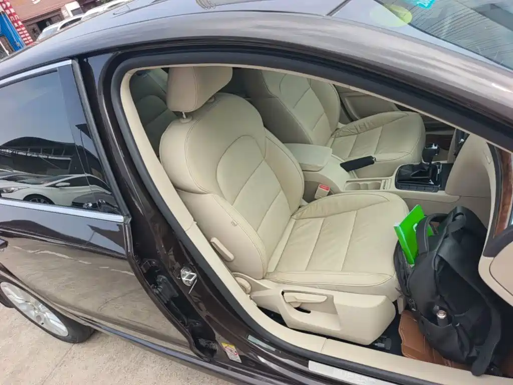 Skoda Superb — миниатюра 25