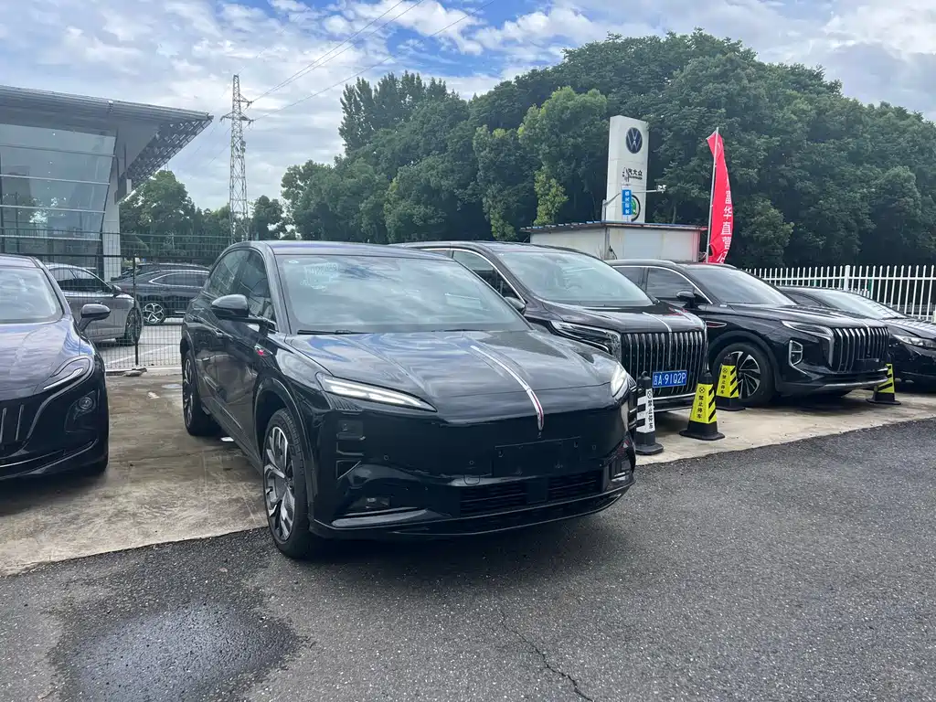 Hongqi 08 2025 680
