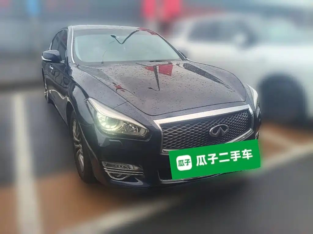 Infiniti Q70 — миниатюра 6