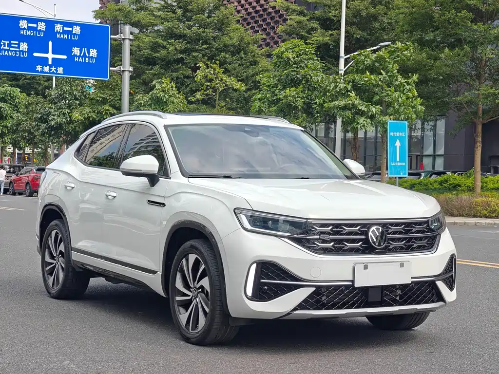 Volkswagen X — миниатюра 3