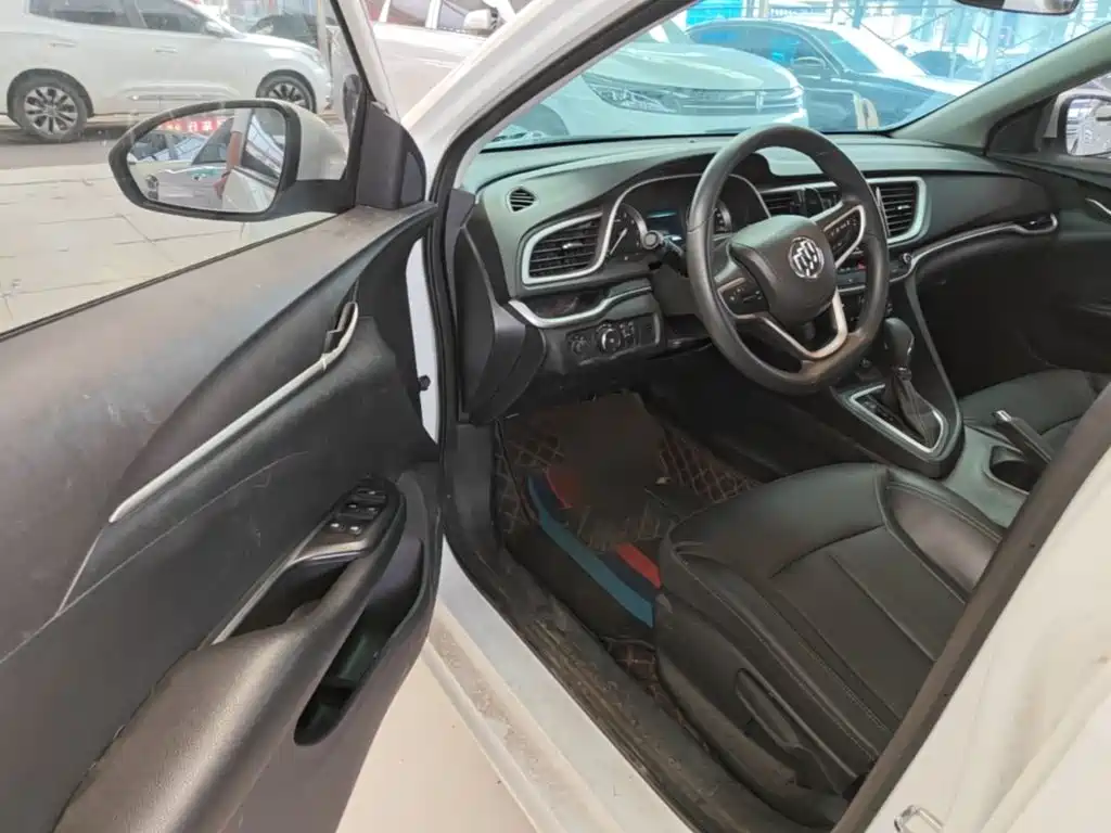 Buick Excelle — миниатюра 16