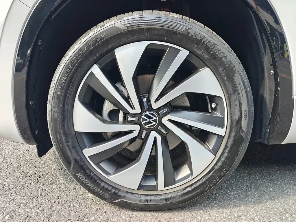 Volkswagen X — миниатюра 26