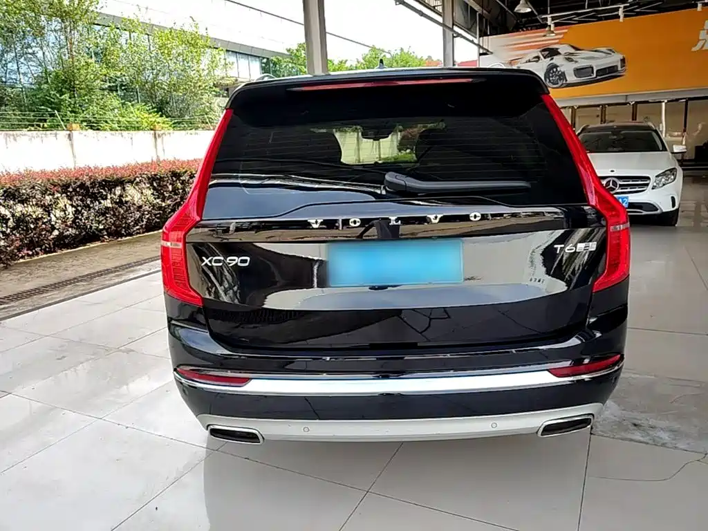 Volvo XC90 — миниатюра 6