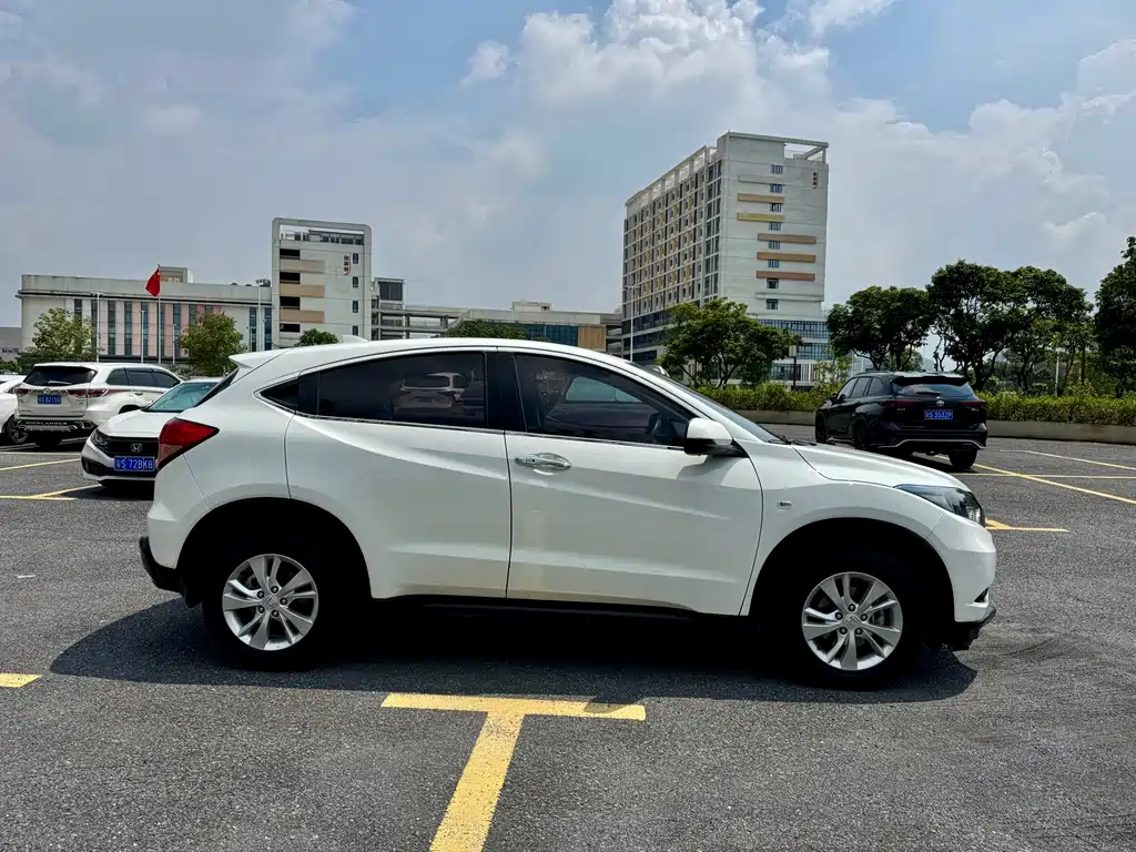Honda Vezel — миниатюра 7