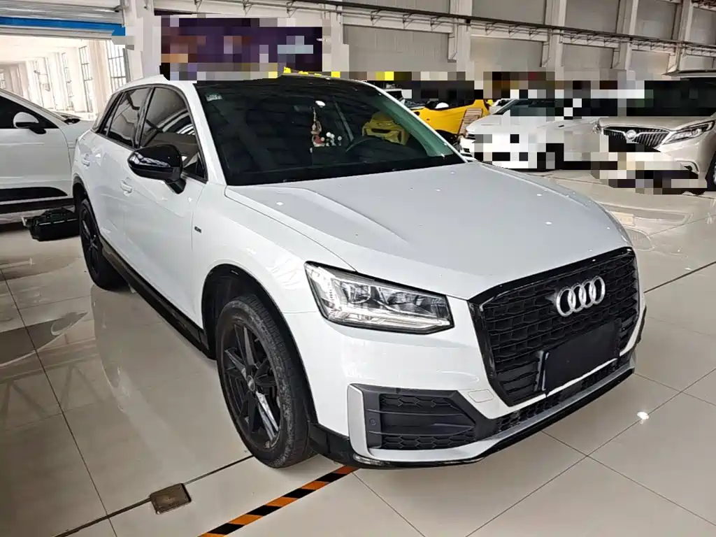 Audi Q2L — миниатюра 4