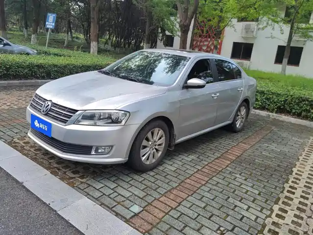 2013 Volkswagen Lavida